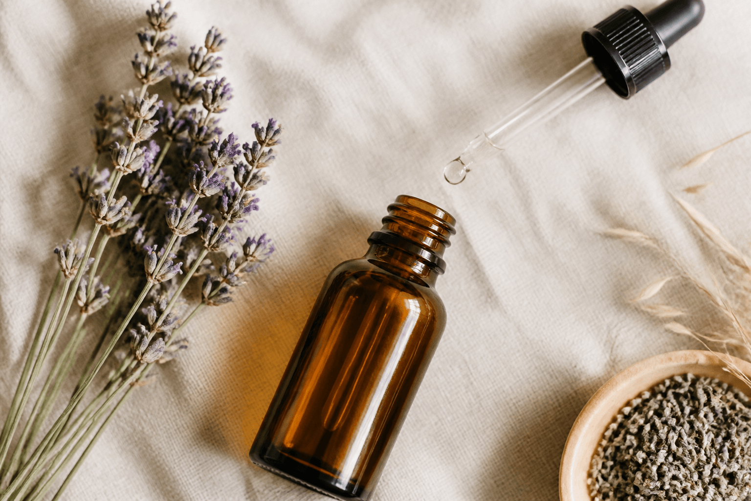 Dropper from Serenovia botanical tincture